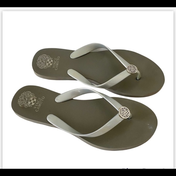 Vince Camuto flip flops size 10 - Picture 1 of 5